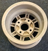 MINATOR ALLOY 6 x 10 SILVER WITH HIGHLIGHTED RIM